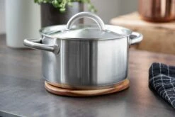 Aida Raw Pannenonderzetter 6 Aida Raw Pannenonderzetter -Meubel Serie Winkel aida raw pannenonderzetter 1