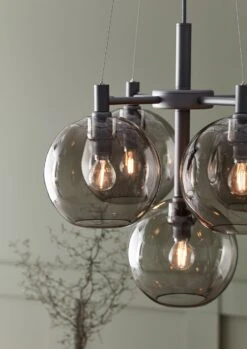 Belid Gloria Chandelier Ø67cm Hard Wired, Grey 7 Belid Gloria Chandelier Ø67cm Hard Wired, Grey -Meubel Serie Winkel belid gloria chandelier 67 cm hard wired 8