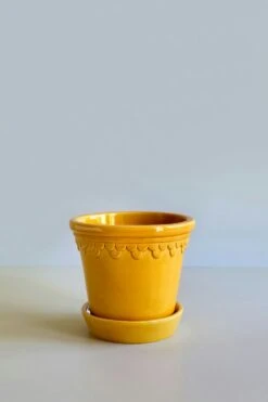 Bergs Potter Copenhagen Pot Met Schotel Geel, Ø16 Cm -Meubel Serie Winkel bergs potter copenhagen pot met schotel geel 10