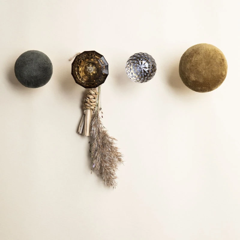 Cozy Living Helene Velvet Hook L, Mustard 2 Cozy Living Helene Velvet Hook L, Mustard - Afbeelding 2