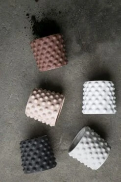 DBKD Cloudy Flower Pot Mini, Dusty Pink -Meubel Serie Winkel dbkd cloudy pot mini 24