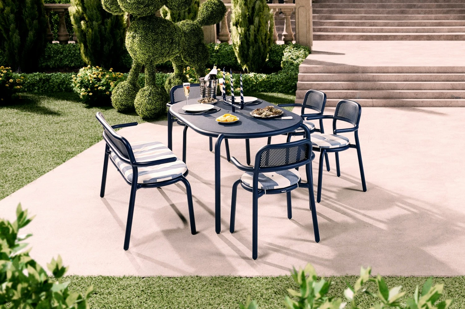 Fatboy Toní Bankski Garden Bench, Anthracite 6 Fatboy Toní Bankski Garden Bench, Anthracite - Afbeelding 6