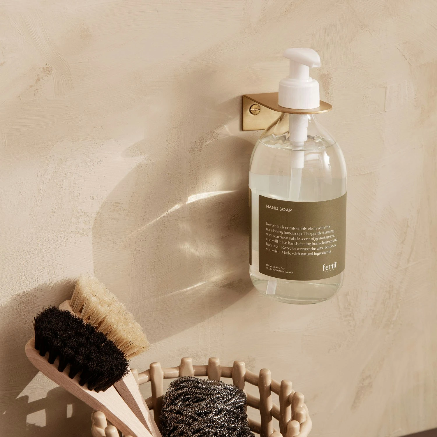 Ferm LIVING Basho Muurhanger, Brass 2 Ferm LIVING Basho Muurhanger, Brass - Afbeelding 2