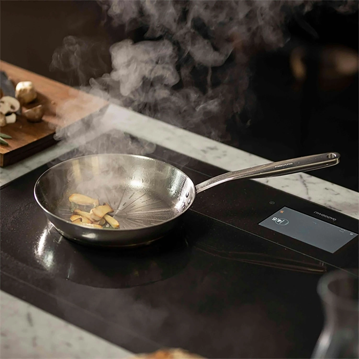 Fiskars All Steel Pure Koekenpan, 24 Cm 6 Fiskars All Steel Pure Koekenpan, 24 Cm - Afbeelding 6