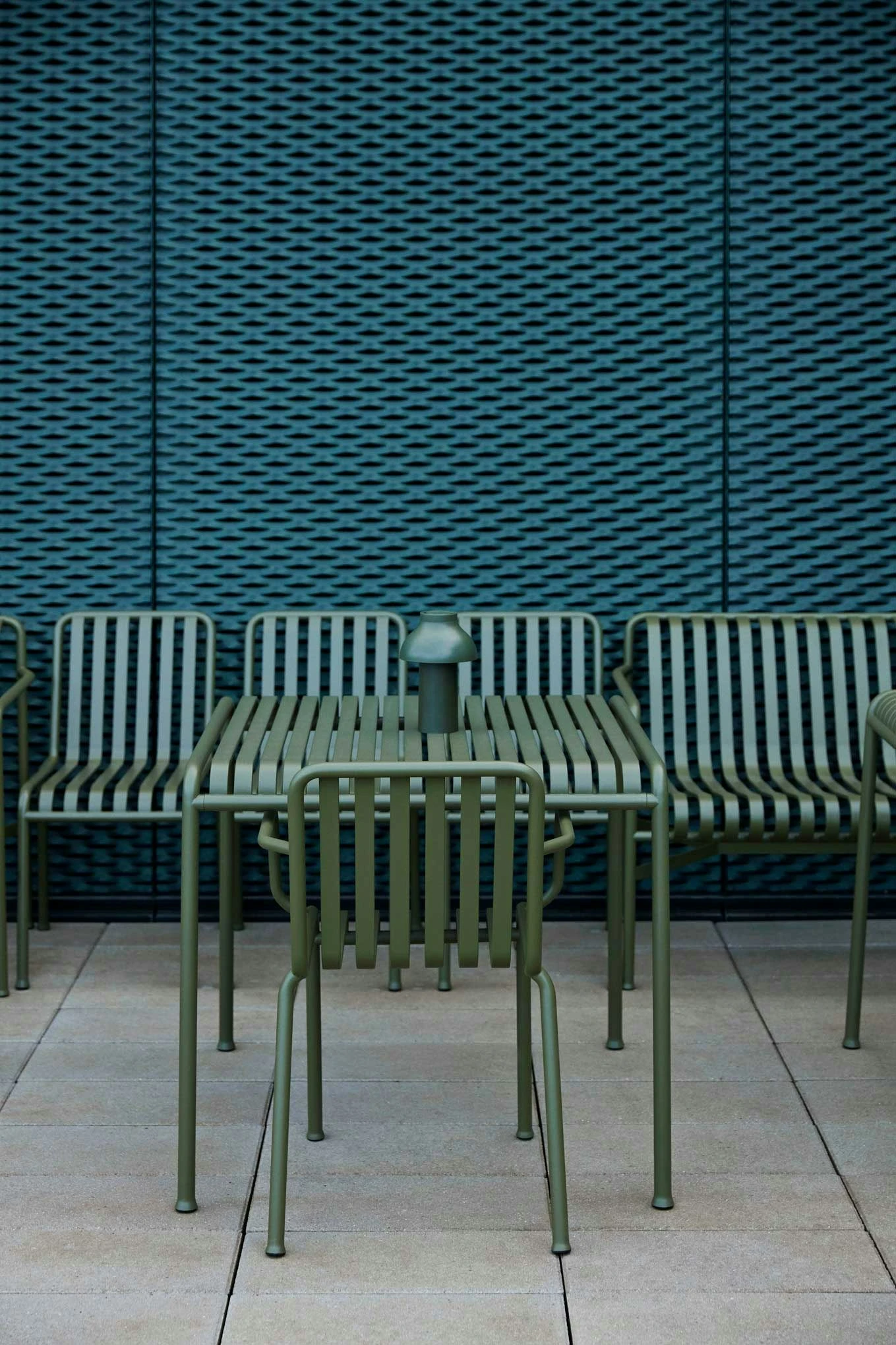 Hay Palissade Tafel 82,5x90 Cm, Olijfgroen 4 Hay Palissade Tafel 82,5x90 Cm, Olijfgroen - Afbeelding 4