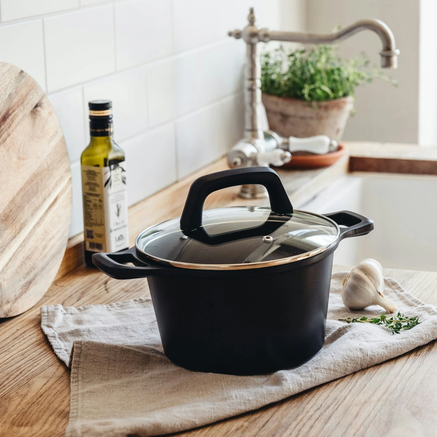 Heirol Groove Braadpan Met Glazen Deksel 20 Cm 2 Heirol Groove Braadpan Met Glazen Deksel 20 Cm - Afbeelding 2