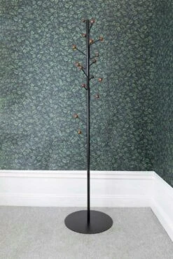 Maze Bill Floor Hanger Hook, Black/Brown 7 Maze Bill Floor Hanger Hook, Black/Brown -Meubel Serie Winkel maze bill floor hanger 23