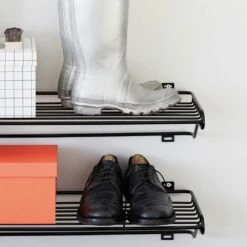 Maze Schoenenrek L, Zwart 7 Maze Schoenenrek L, Zwart -Meubel Serie Winkel maze shoe shelf l 13