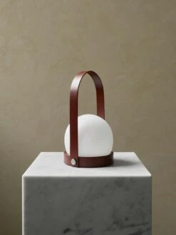 Menu Carrie Lamp Draagbaar IP44, Rood -Meubel Serie Winkel menu carrie lamp draagbaar ip44 3