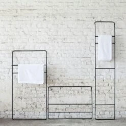 Serax Juno Wall Towel Rack, Black 5 Serax Juno Wall Towel Rack, Black -Meubel Serie Winkel serax juno wall towel rack black 4