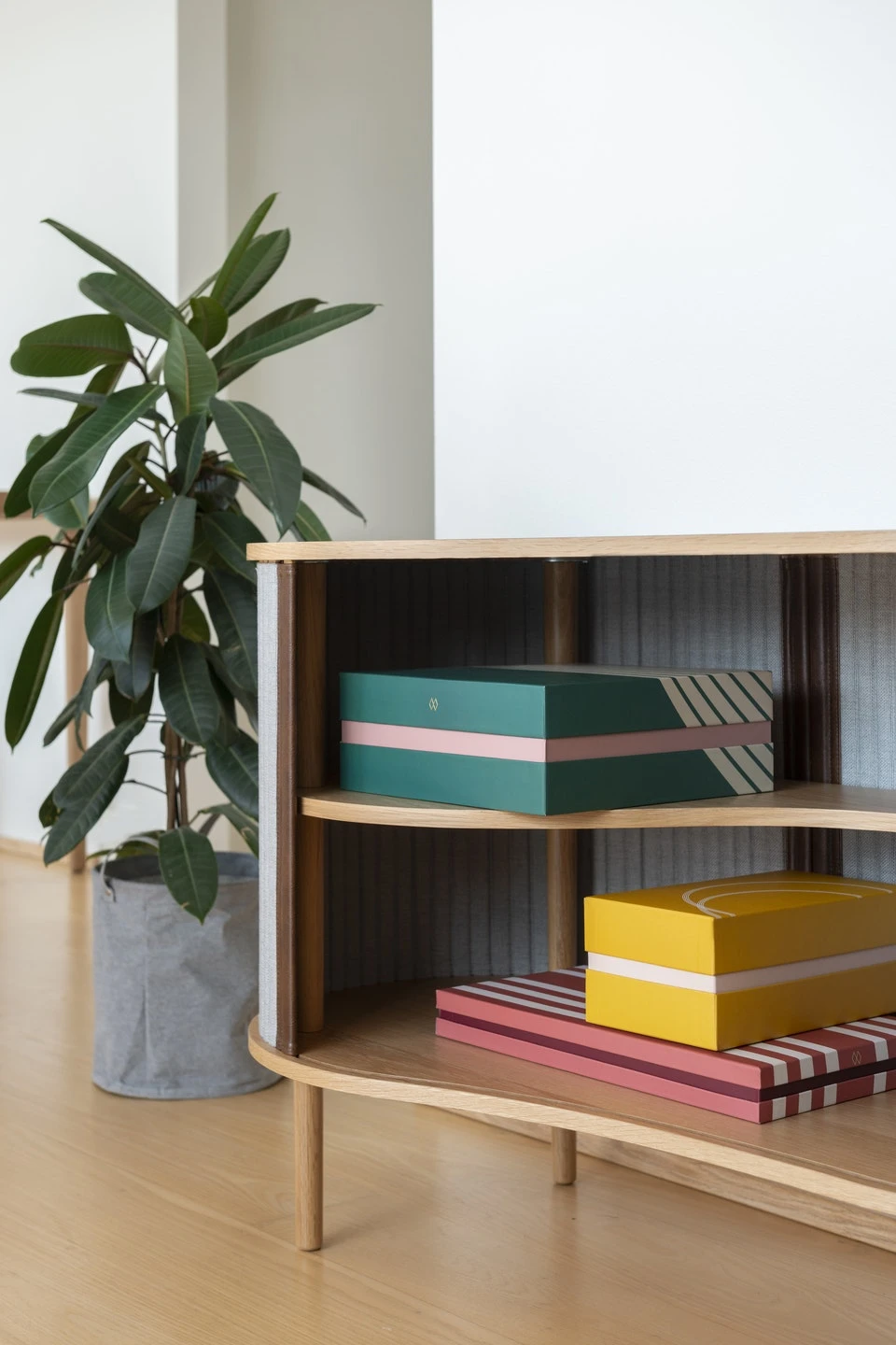 Umage Eos Lampenkap Lichtbruin, Medium 5 Umage Eos Lampenkap Lichtbruin, Medium - Afbeelding 5